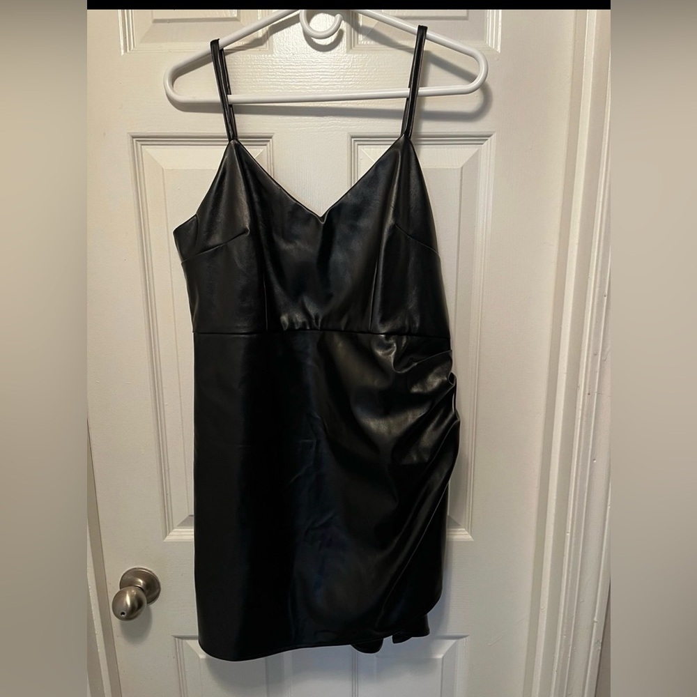Francesca's Collections Black Mini Dress